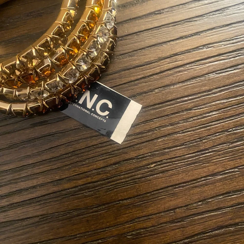 NEW INC International Concepts stretch bracelet